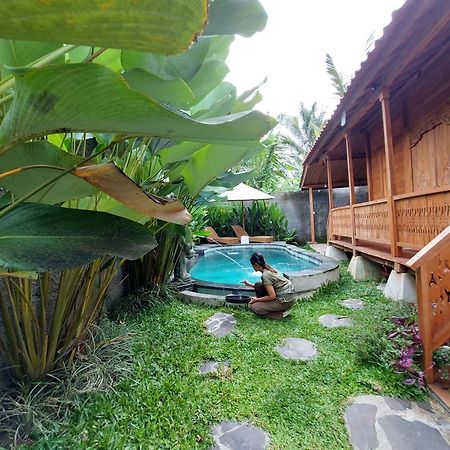D'Ethnic Ubud Villa Esterno foto