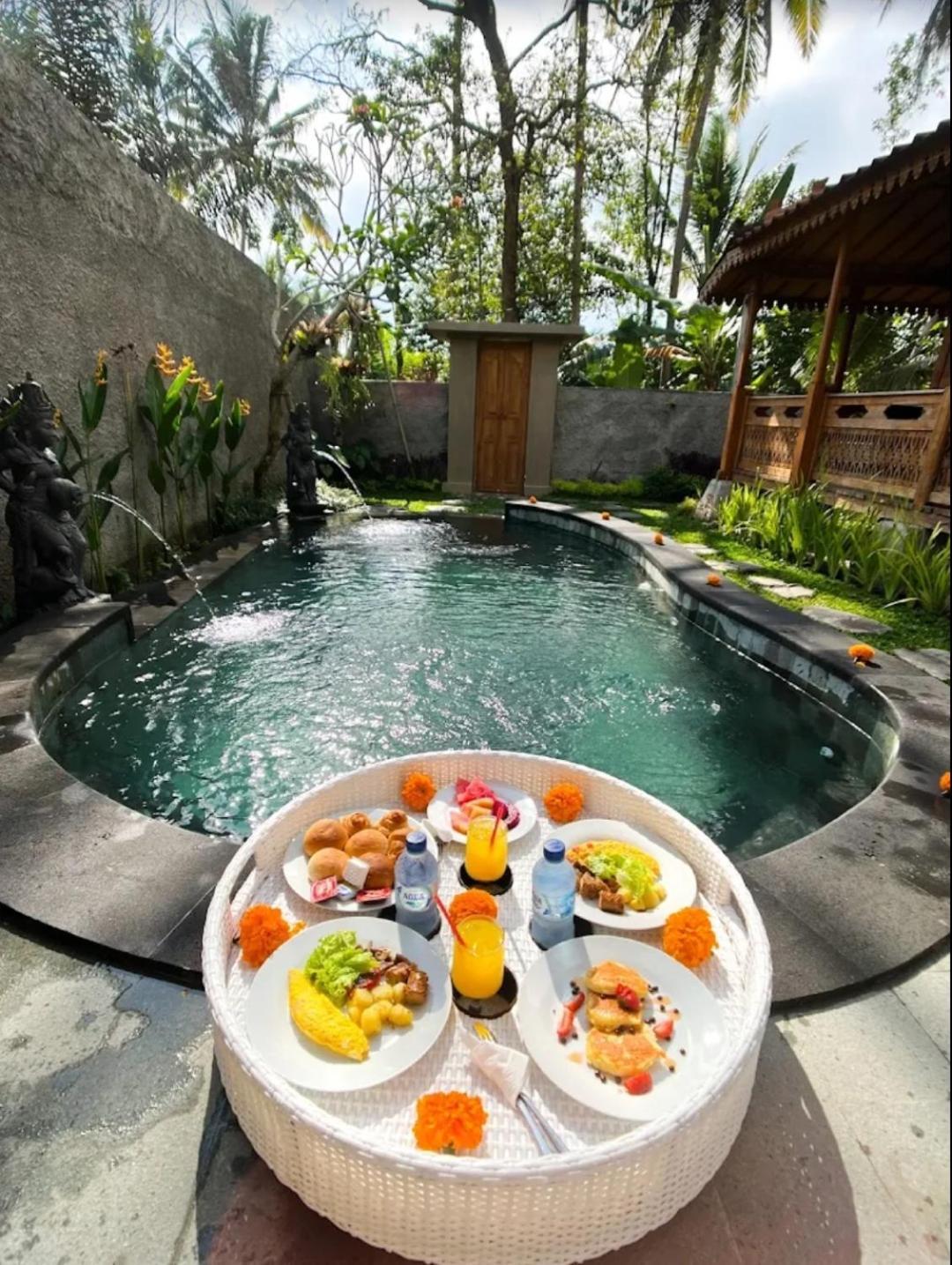 D'Ethnic Ubud Villa Esterno foto