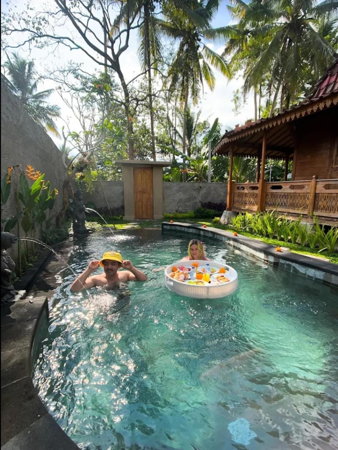 D'Ethnic Ubud Villa Esterno foto