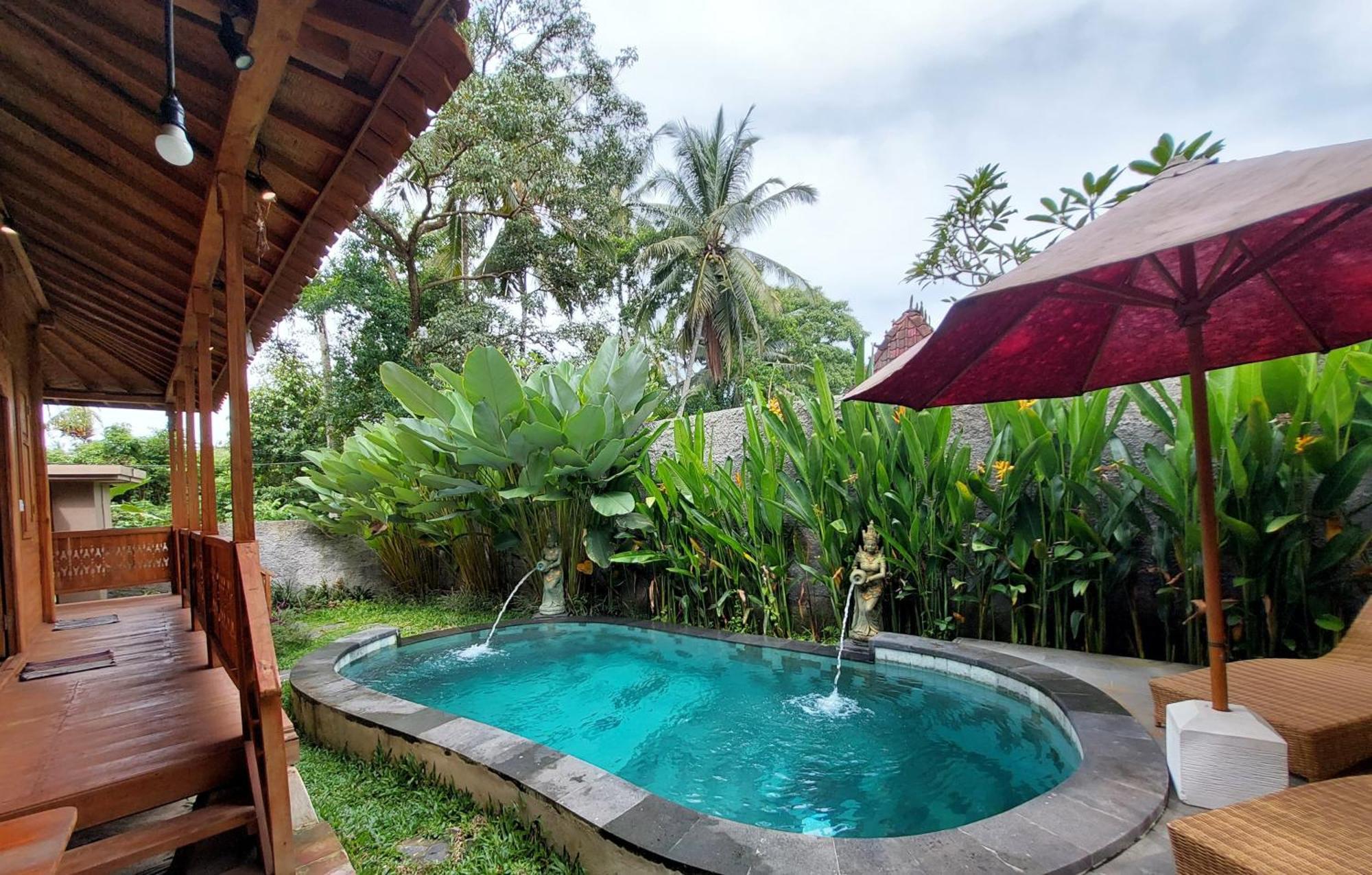D'Ethnic Ubud Villa Esterno foto